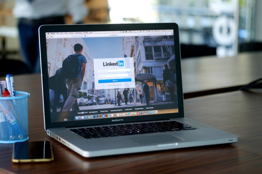 brandon charnas Why Your Personal LinkedIn Profile Outperforms Your Organization’s